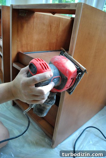Prep Cabinets for Painting: Step-by-Step Surface Preparation Guide 8 img 39969 8