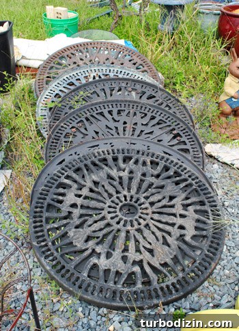 Metal patio tops