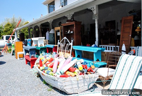 Beach Plum Antiques interior
