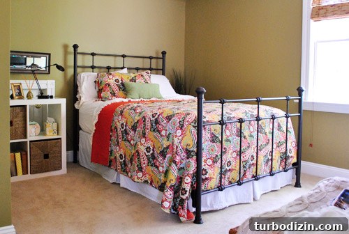 My Parents' New Downsized Home: Life After Moving 12 Guest bedroom