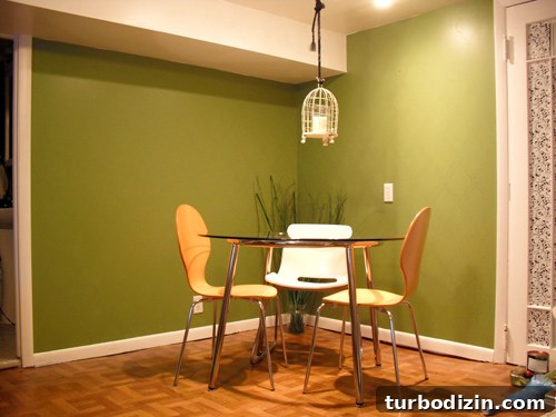 Stenciled dining nook photo 2
