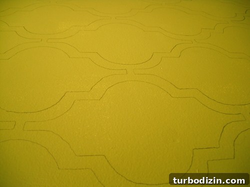 Stenciled dining nook photo 3