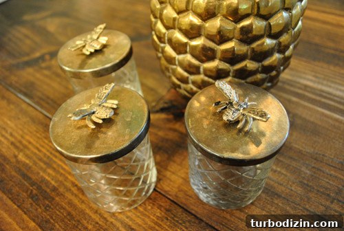 Thrift Store Treasures: 10 Unique Finds Worth Hunting For 4 Desk vignette