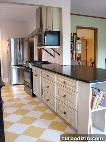 Yellow and White Checkered Kitchen Floor Ideas for Classic Style 5 Kitchen after image 3