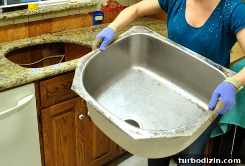 Removing a Kitchen Sink and Replacing Old Granite Countertops 11 img 42473 10
