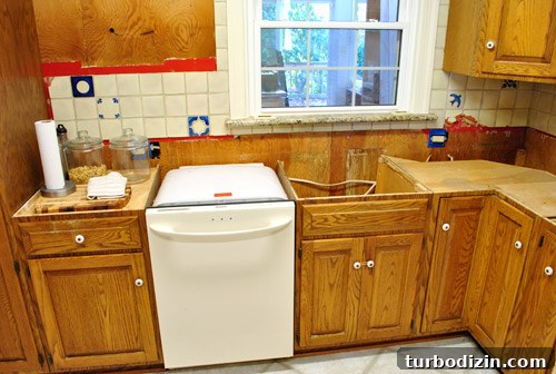Removing a Kitchen Sink and Replacing Old Granite Countertops 16 img 42473 15