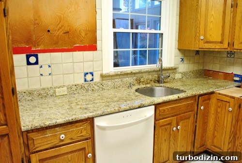 Removing a Kitchen Sink and Replacing Old Granite Countertops 3 img 42473 2