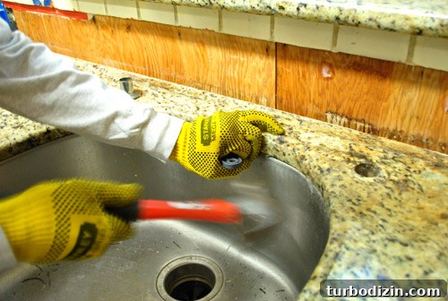 Removing a Kitchen Sink and Replacing Old Granite Countertops 10 img 42473 9
