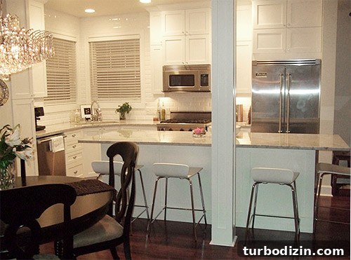 Create a Bright White Kitchen with Benjamin Moore Simply White Cabinets 4 Cabinet detail