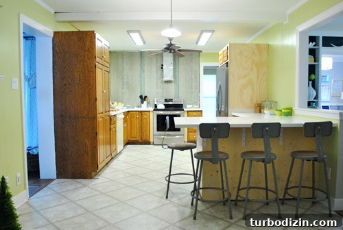 Shop Industrial-Style Metal Stools: Top Picks from School Supply Stores 6 img 43101 5
