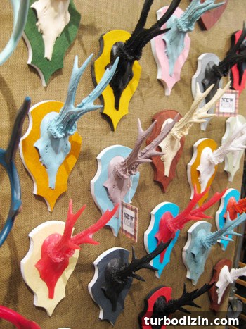 Handmade Holiday Craft Market: Unique Gifts & Local Artisans 16 img 43163 15