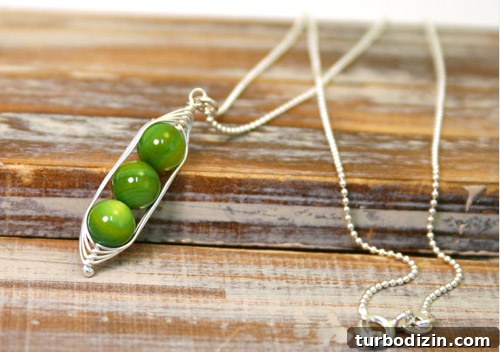 Handmade Holiday Craft Market: Unique Gifts & Local Artisans 18 img 43163 17