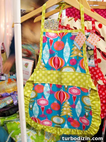 Handmade Holiday Craft Market: Unique Gifts & Local Artisans 19 img 43163 18