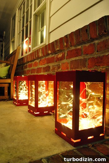 Christmas Exterior House Decorating Ideas: Stylish Outdoor Displays 9 Lanterns filled with lights