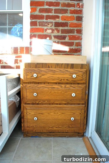 How to Modify a Cabinet for Efficient Tool Storage 13 tools in drawers