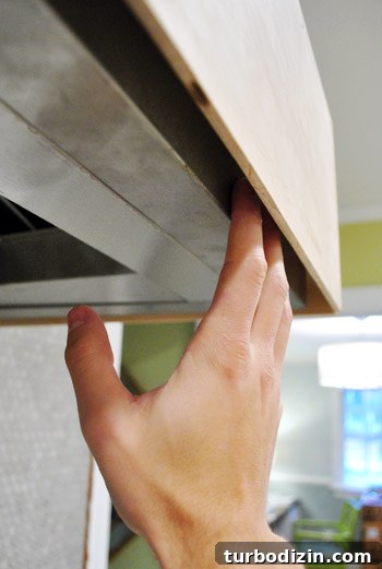 Build a Custom Wood Range Hood Cover: Step-by-Step Guide 12 img 44367 11