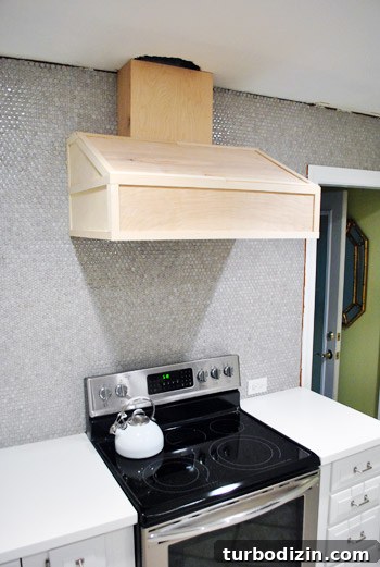 Build a Custom Wood Range Hood Cover: Step-by-Step Guide 30 img 44367 30
