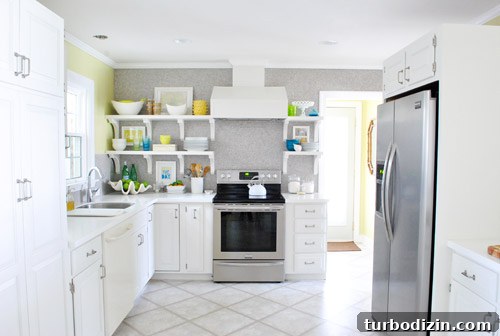 How to Install Crown Molding in Your Kitchen: Step-by-Step Guide 3 img 44739 2
