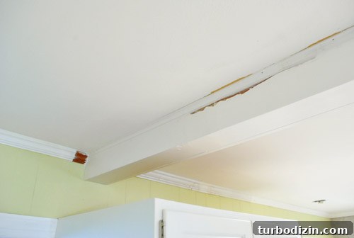 How to Install Crown Molding in Your Kitchen: Step-by-Step Guide 17 img 44739 21