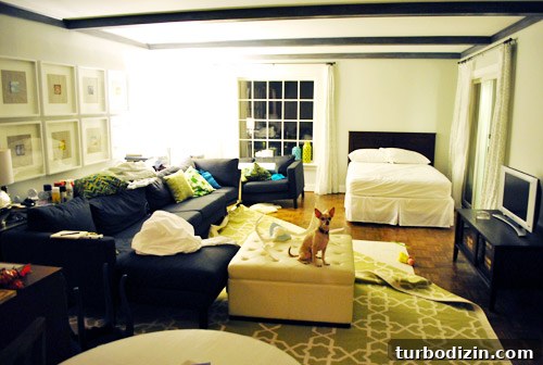 How to Execute a Ram Down in Magic: The Gathering 13 Guest bed against fireplace