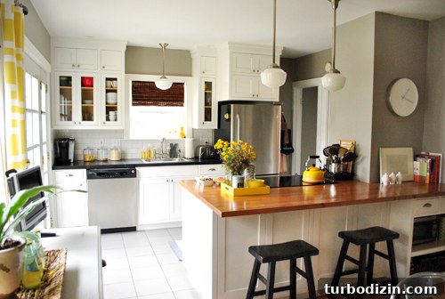 Home Staging Tips: Create an Elegant, Fresh Look for Showings 12 Kitchen view