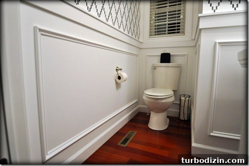 How to Add a Trellis Stencil to Your Bathroom Wall 5 img 45719 4