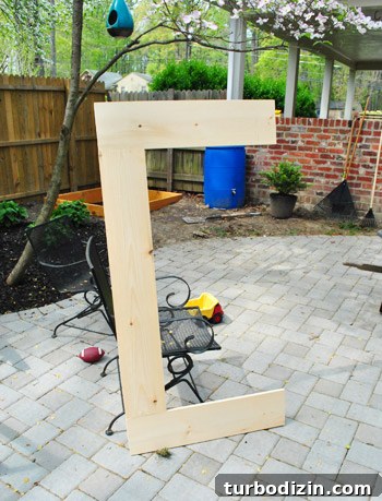 Stained sandbox cover pieces