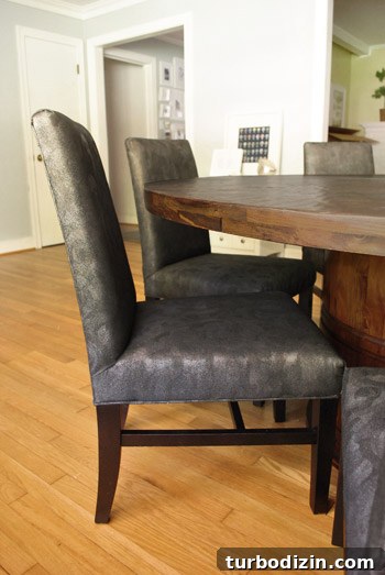 How to Spray-Paint Upholstered Chairs: Step-by-Step Guide 8 img 46172 7