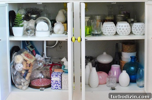 Organize Your Home Room by Room: Tackle One Cabinet at a Time 16 img 46643 15