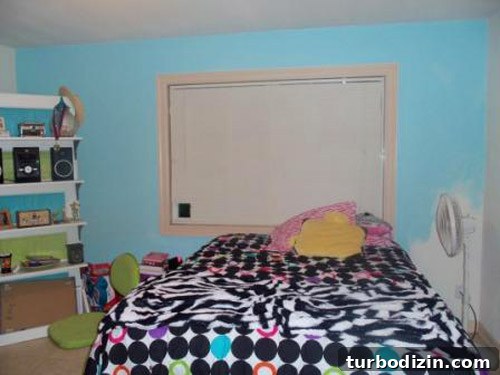 Glam Eclectic Tween Bedroom Ideas for a Stylish Space 2 Before photo of the room