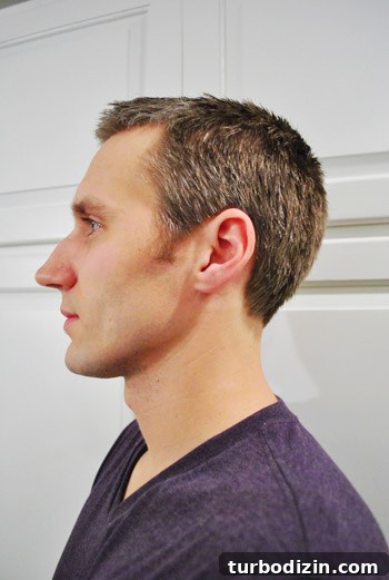 How to Cut Your Partner’s Hair at Home: A Step-by-Step Guide 6 img 47207 5