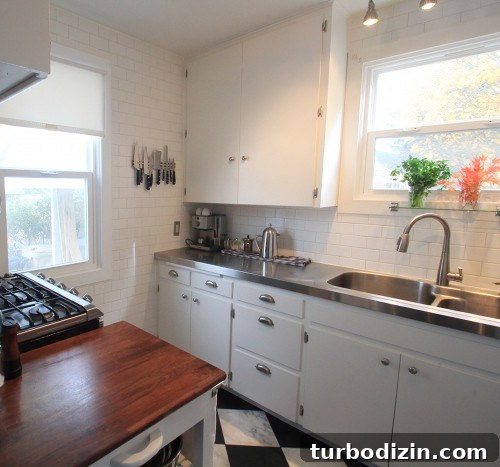 How to Add Stainless Steel Countertops to Your Kitchen 9 img 47504 8