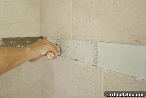 Replace Shower Tiles: A Step-by-Step Guide for a Smooth Remodel 11 img 47887 10