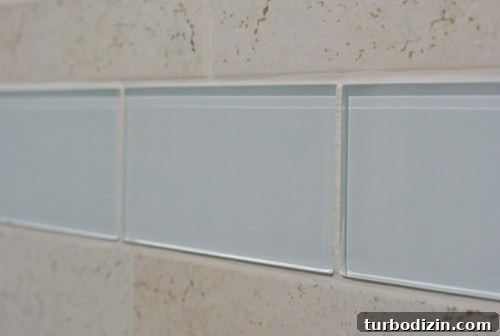 Replace Shower Tiles: A Step-by-Step Guide for a Smooth Remodel 27 img 47887 28
