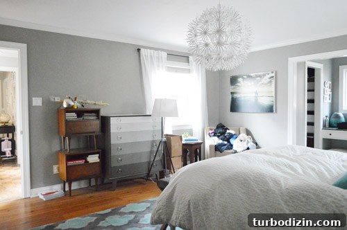 Should You Put a TV in the Bedroom? Pros, Cons & Tips 5 img 48251 4