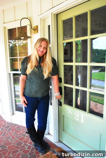 Breezy Bright House: Modern Coastal Home Tour 4 Julie in the home