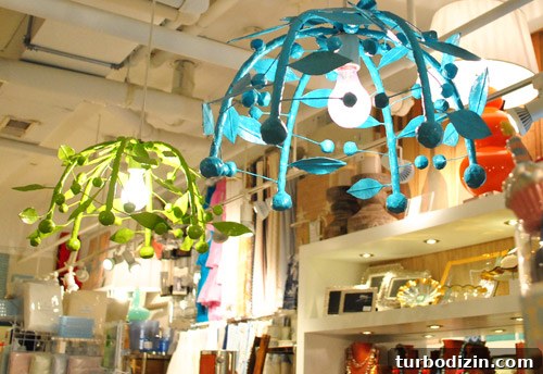 Beachfront Boutiques and Thrift Stores to Explore 25 Playful lights over the register