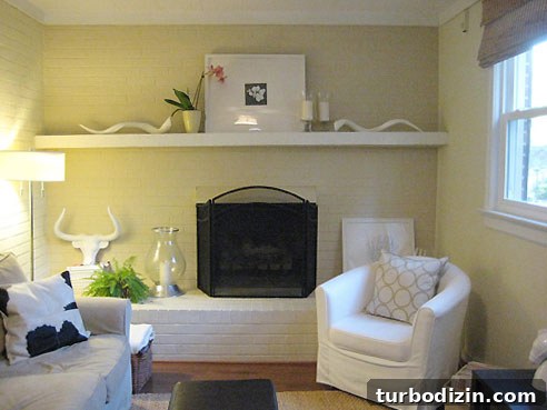 accessorizing-the-den2 Final edited mantel arrangement