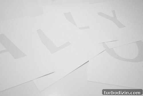 Create Custom Quote Art by Painting Words on Canvas 5 img 50071 4