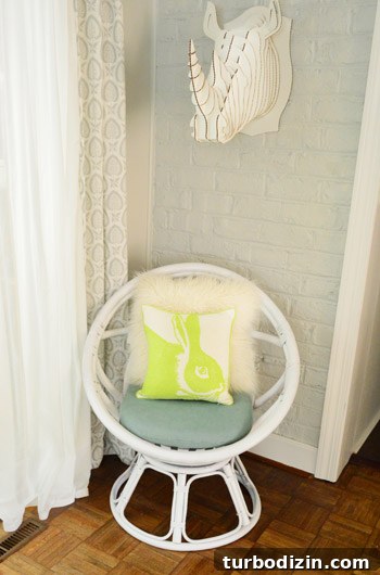 How to Arrange Egg Chairs for Maximum Seating and Style 12 img 50277 11