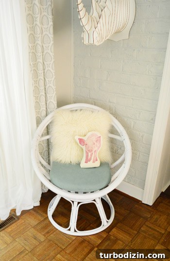 How to Arrange Egg Chairs for Maximum Seating and Style 13 img 50277 12