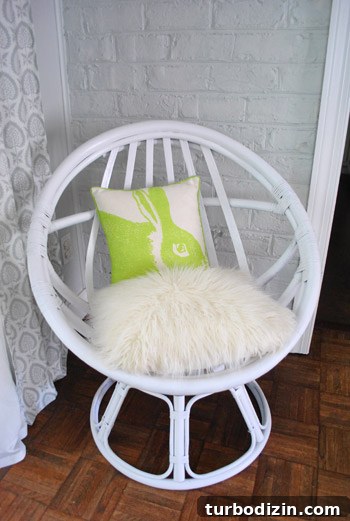 How to Arrange Egg Chairs for Maximum Seating and Style 6 img 50277 5