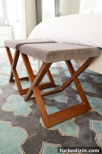 Transform Side Tables into Stylish Upholstered Benches: Step-by-Step Guide 11 img 51110 13