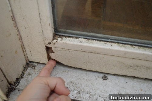 Rotten door frame