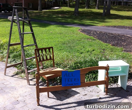 How to Host a Successful Yard Sale: Tips to Maximize Profit 8 Remaining items