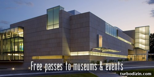 Free Richmond Giveaway: Win a Stylish Fashion Find 3 Chihuly exhibit