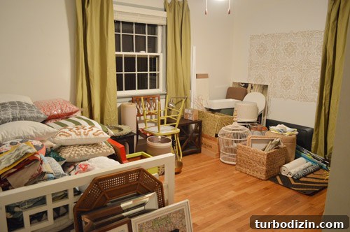 Tour the Playroom: Before-and-After Reveal and Design Tips 8 Clutter improved