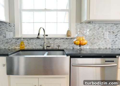 House Crashing: Classic Natural Style With a Modern Twist 9 img 52085 8