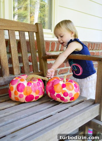 3 Fun Pumpkin Crafts to Do with Young Kids 11 img 52679 13