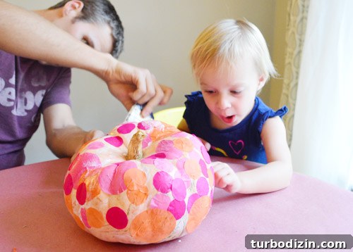 3 Fun Pumpkin Crafts to Do with Young Kids 6 img 52679 8